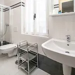 Отель Del Mera 2*