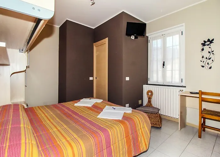 Hotel Del Mera 2*